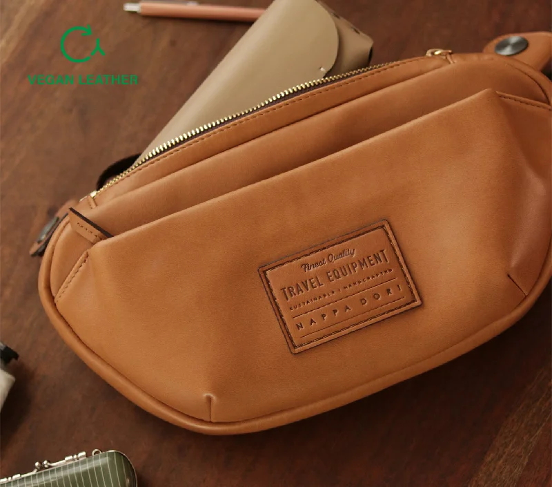 CLAPTON CROSSBODY - APPLE LEATHER