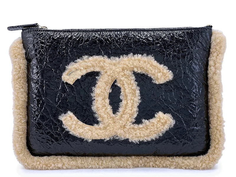 Rare Chanel 2019 Shearling Mania Crumpled Calfskin O Case Clutch Bag